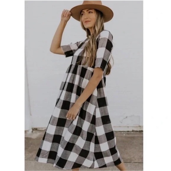 Roolee Dresses & Skirts - Roolee Black and White Plaid Midi Dress